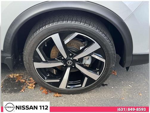 2022 Nissan Rogue Sport SL