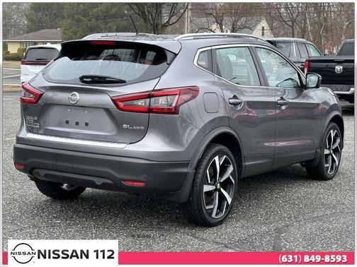 2022 Nissan Rogue Sport SL