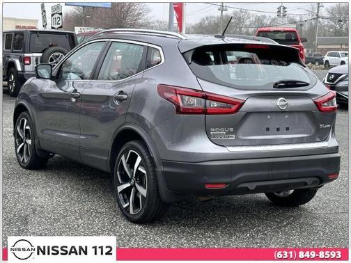 2022 Nissan Rogue Sport SL
