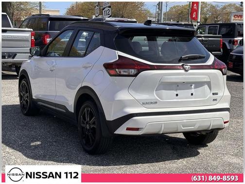Aspen White 2022 Nissan Kicks SR