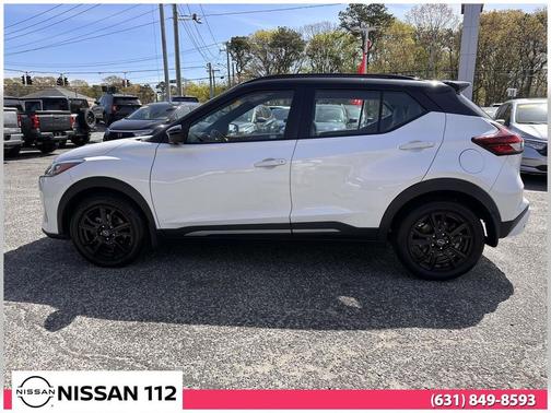 Aspen White 2022 Nissan Kicks SR