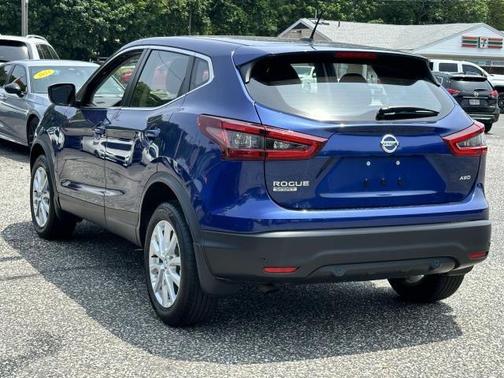 2022 Nissan Rogue Sport S