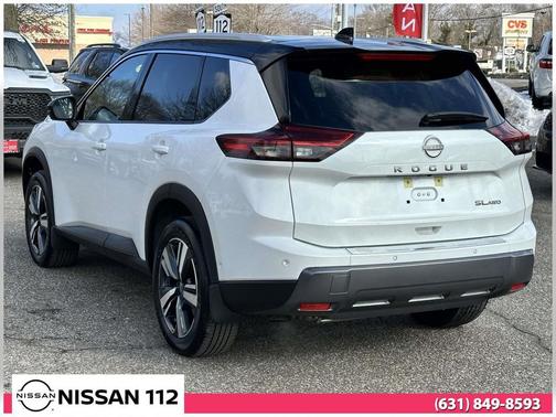 2024 Nissan Rogue SL