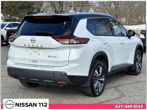 2024 Nissan Rogue SL