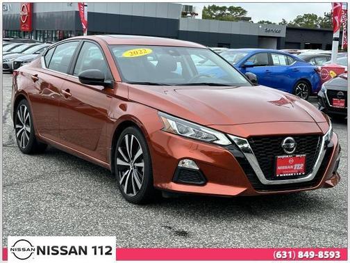 2022 Nissan Altima 2.0 SR