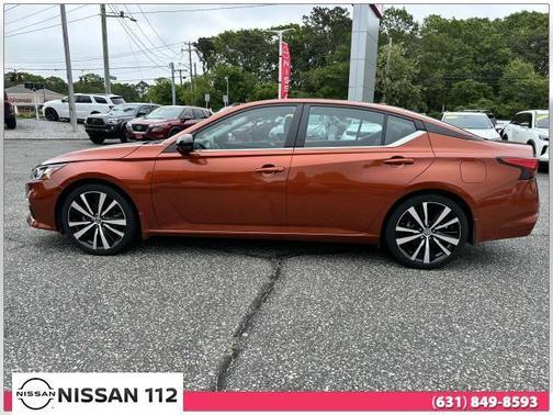 2022 Nissan Altima 2.0 SR