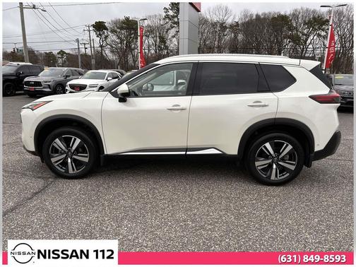 Pearl White Tricoat 2023 Nissan Rogue SL