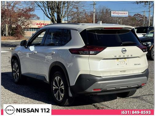 2021 Nissan Rogue SV