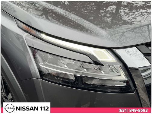 2023 Nissan Pathfinder Platinum 4WD