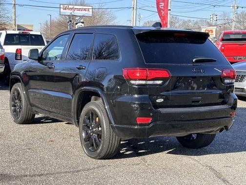 2021 Jeep Grand Cherokee Laredo