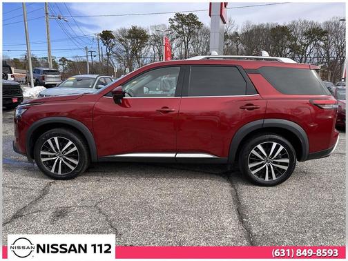 2023 Nissan Pathfinder Platinum 4WD
