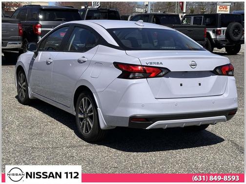 Pearl 2025 Nissan Versa 1.6 SV