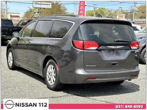 2021 Chrysler Voyager LXI