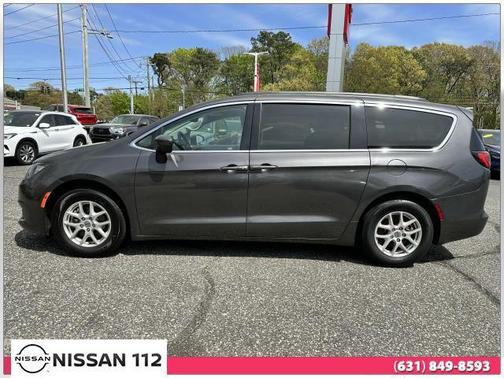 2021 Chrysler Voyager LXI