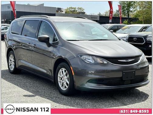 2021 Chrysler Voyager LXI