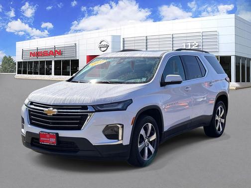 Summit White 2023 Chevrolet Traverse LT Leather