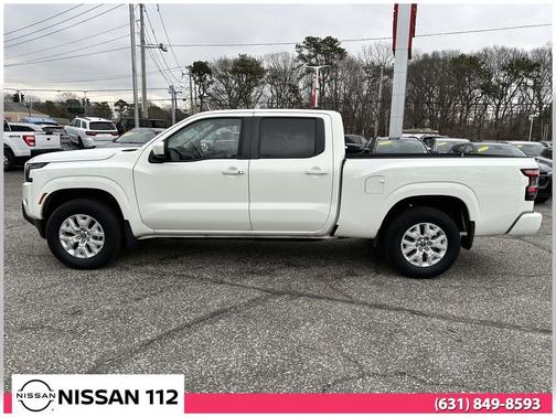 2024 Nissan Frontier SV