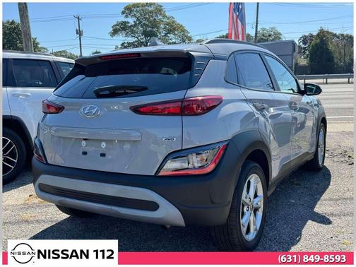 2023 Hyundai KONA SEL