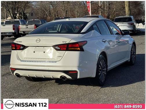 2023 Nissan Altima 2.5 SV