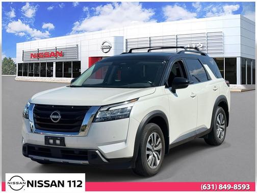 2023 Nissan Pathfinder SL