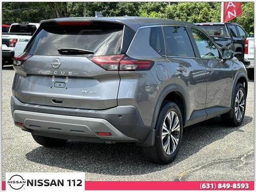 2022 Nissan Rogue SV