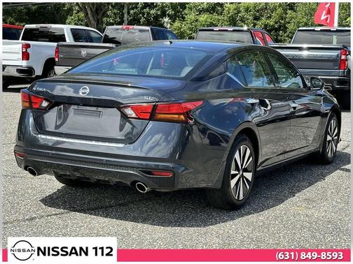 2022 Nissan Altima 2.5 SL