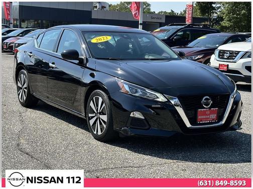 2022 Nissan Altima 2.5 SV