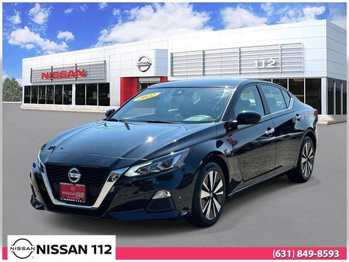 2022 Nissan Altima 2.5 SV