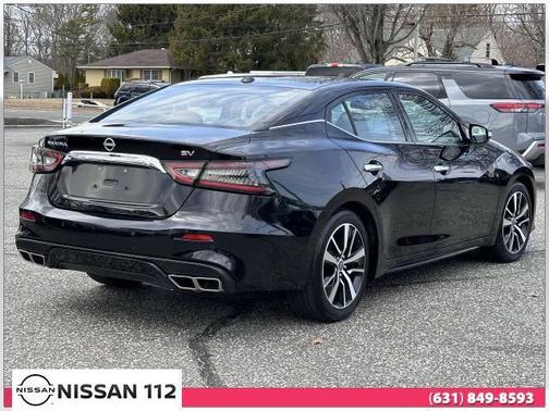 2023 Nissan Maxima SV