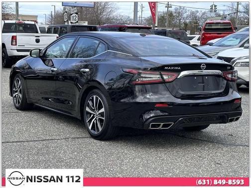 2023 Nissan Maxima SV