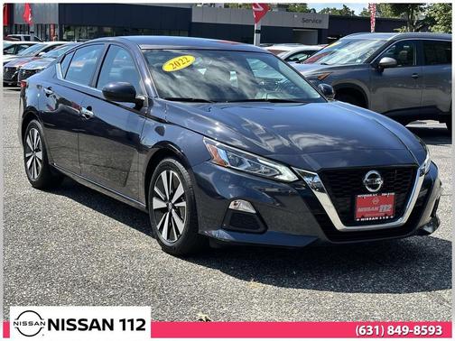 2022 Nissan Altima 2.5 SV