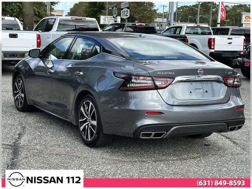 2023 Nissan Maxima SV