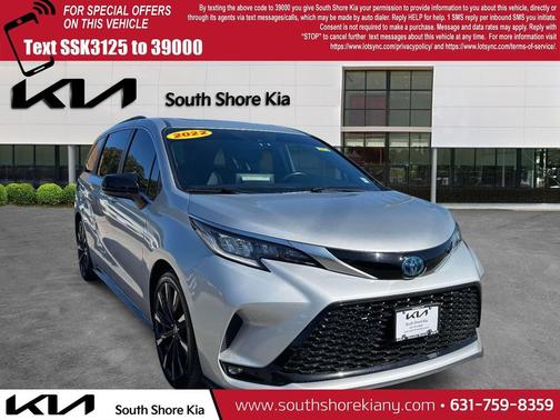 2022 Toyota Sienna XSE 7 Passenger