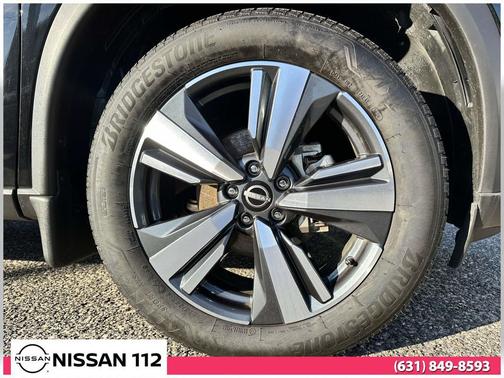 2024 Nissan Rogue SL