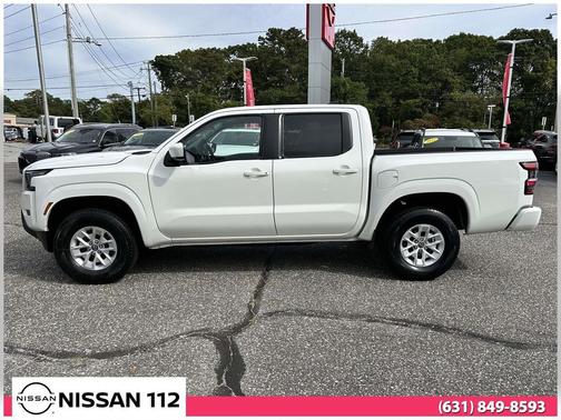2024 Nissan Frontier SV