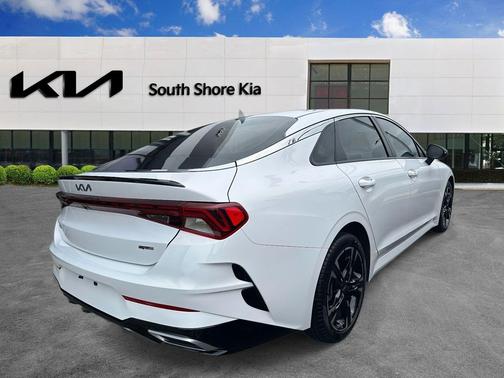 2024 Kia K5 GT-Line