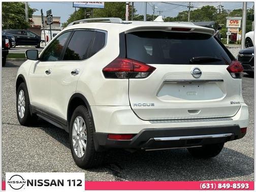 2017 Nissan Rogue SV