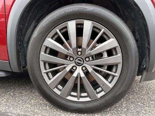 Scarlet Ember Tintcoat 2022 Nissan Pathfinder SL 4WD