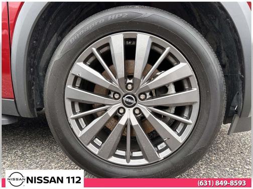 Scarlet 2022 Nissan Pathfinder SL 4WD