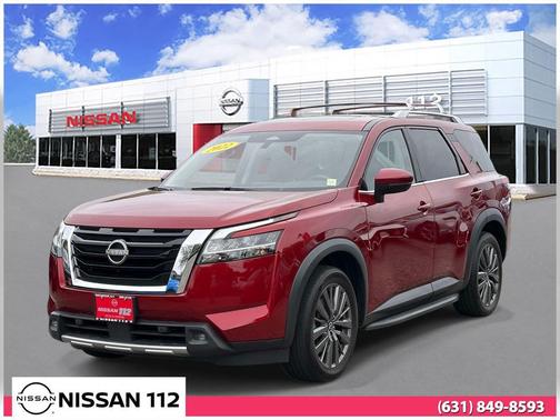 Scarlet 2022 Nissan Pathfinder SL 4WD