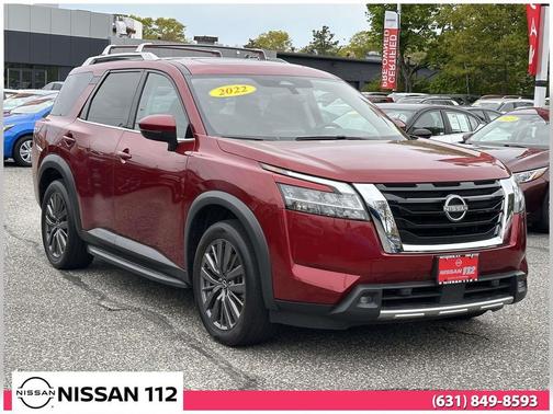 Scarlet 2022 Nissan Pathfinder SL 4WD