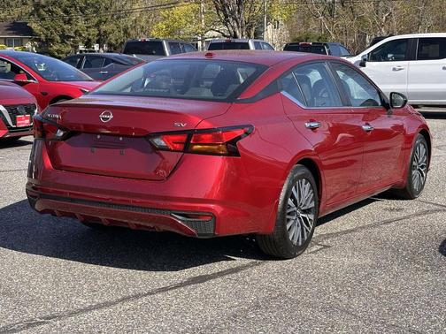 Scarlet Ember 2024 Nissan Altima 2.5 SV