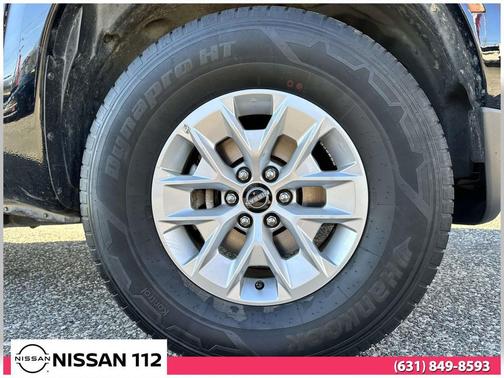 2024 Nissan Frontier SV