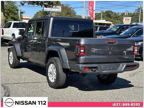 2023 Jeep Gladiator Sport S