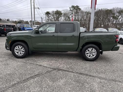 Tactical Green Metallic 2022 Nissan Frontier SV
