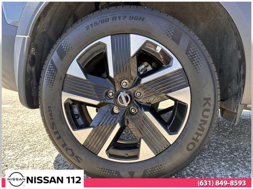 Gun Metallic 2025 Nissan Kicks SV