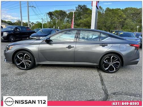 2023 Nissan Altima 2.5 SR