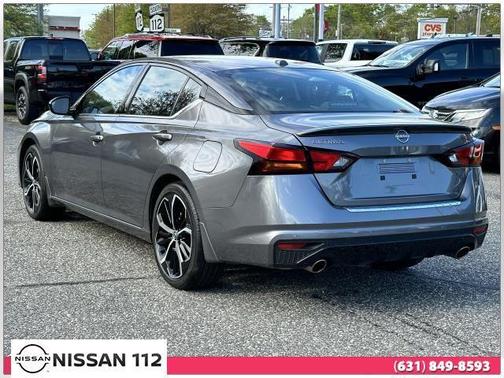 2023 Nissan Altima 2.5 SR