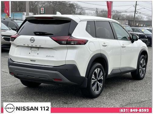 2022 Nissan Rogue SV