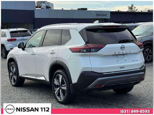 2022 Nissan Rogue SL